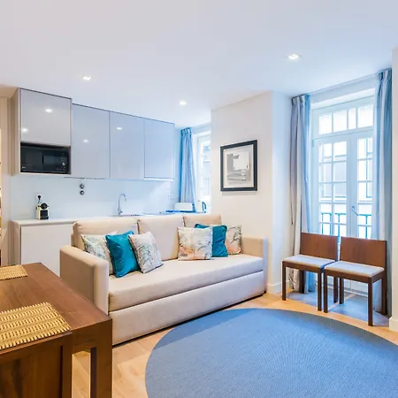 Augusta Apartament *