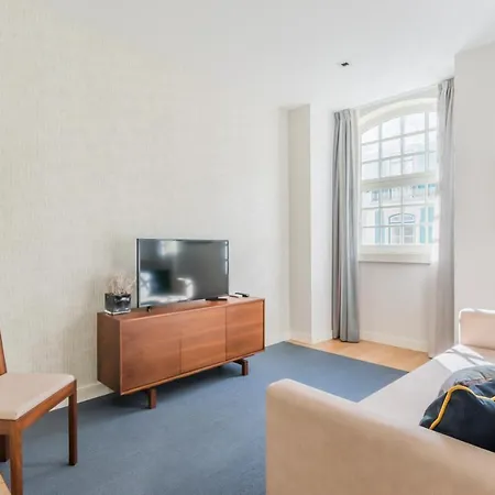 Augusta Apartment