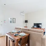 Διαμέρισμα Augusta *